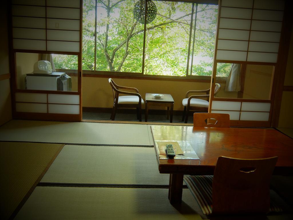 Hotel Yamanokami Onsen Nagano Habitación foto